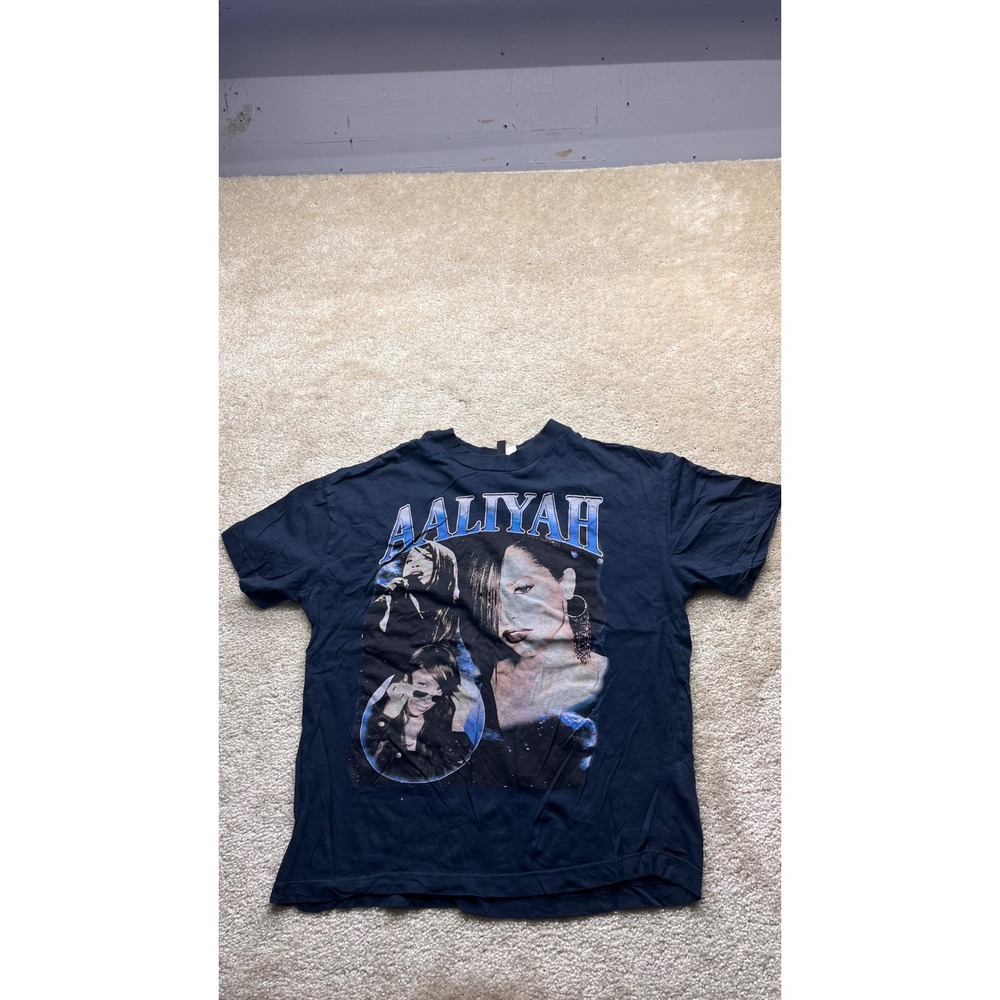 Divided Aaliyah Graphic Tee Shirt Black XS 90s R&B Music Streetwear Hip Hop